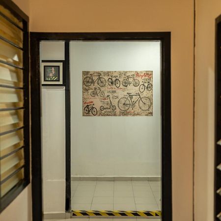 Vintage Guesthouse タナ・ラタ エクステリア 写真