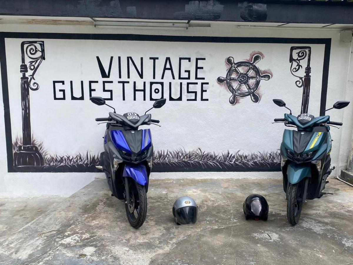 Vintage Guesthouse タナ・ラタ エクステリア 写真