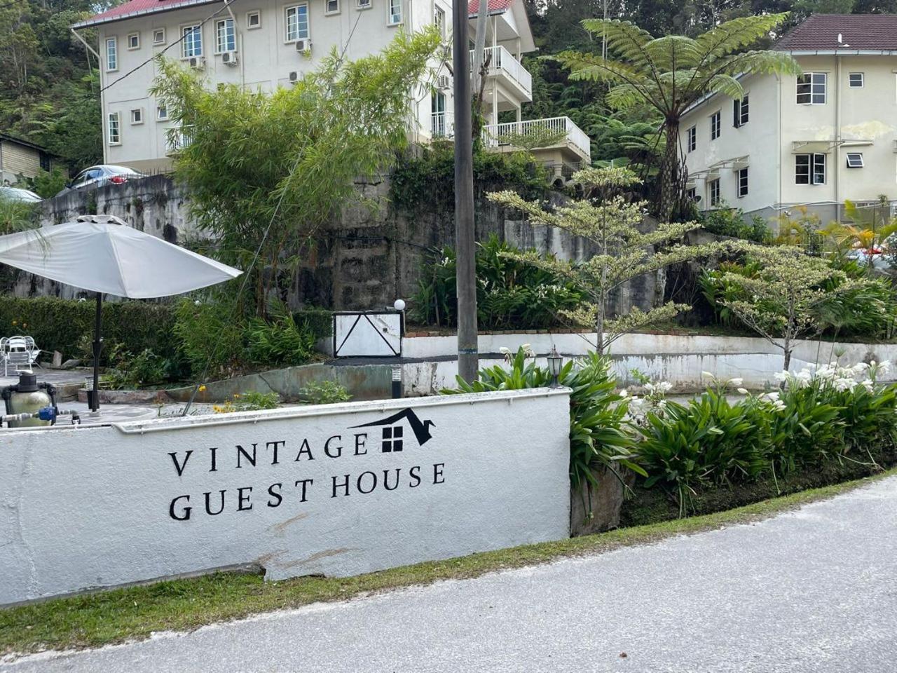 Vintage Guesthouse タナ・ラタ エクステリア 写真